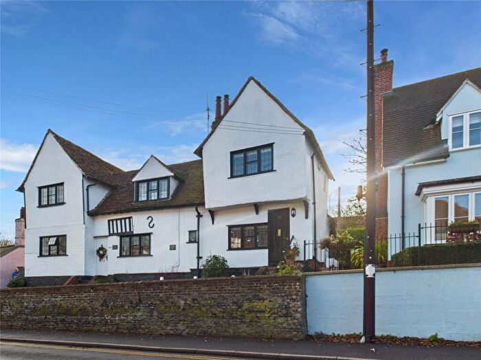 2 Bedroom Semi Detached House For Sale In Lexden Road, Colchester, Essex, CO3