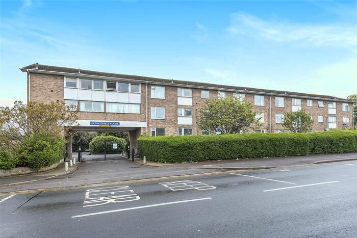 2 Bedroom Flat To Rent In Old Kennels Court, Burghfield Road, Reading, Berkshire, RG30