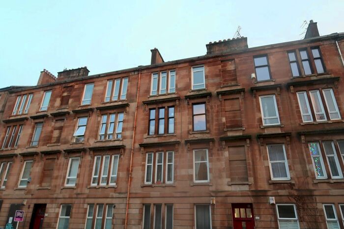 2 Bedroom Flat To Rent In Langside Road, Govanhill, G42