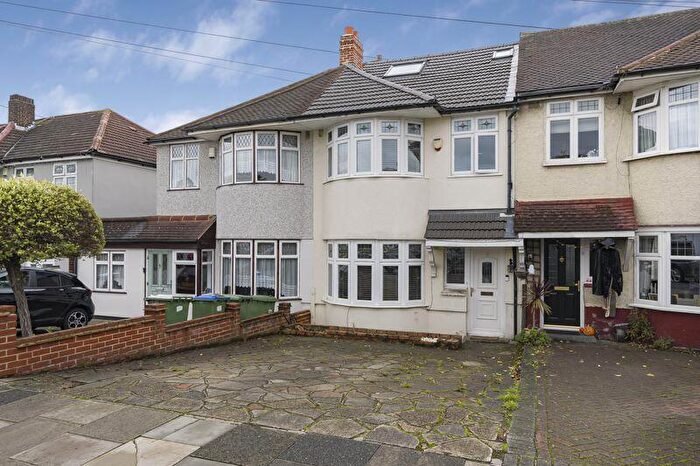 4 Bedroom Terraced House For Sale In Sutherland Avenue, Welling, DA16