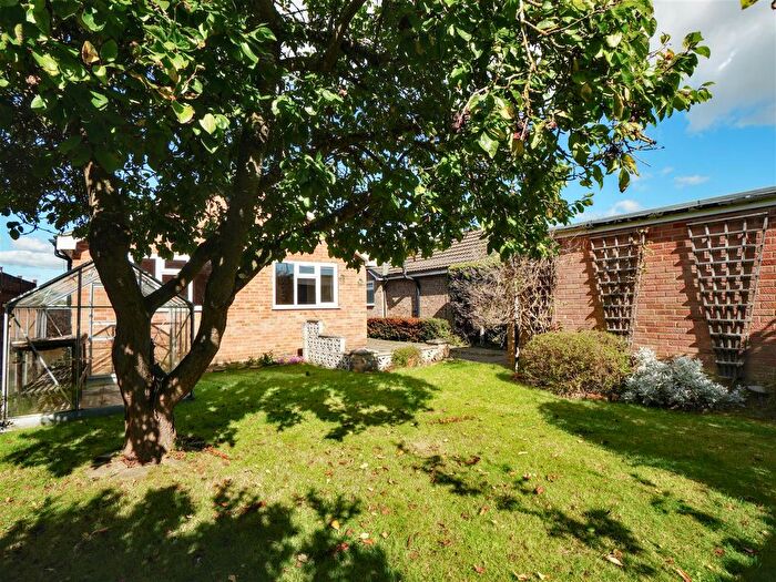 2 Bedroom Detached Bungalow For Sale In Barley View, Wigginton, York, YO32