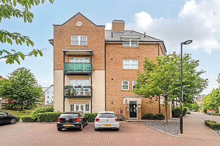 1 Bedroom Flat For Sale In Wells View Drive, Bromley, BR2
