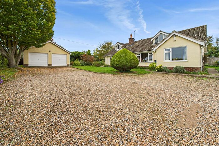 4 Bedroom Detached Bungalow For Sale In West Stow Road, Flempton., IP28
