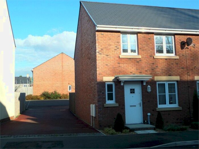 3 Bedroom Semi-Detached House To Rent In Kilpale Close, Caerwent, Caldicot, NP26