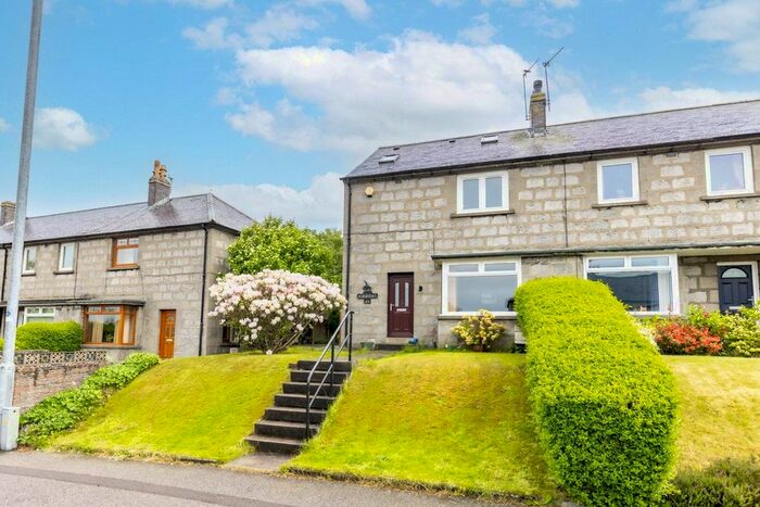 3 Bedroom End Of Terrace House To Rent In Faulds Gate, Aberdeen, AB12