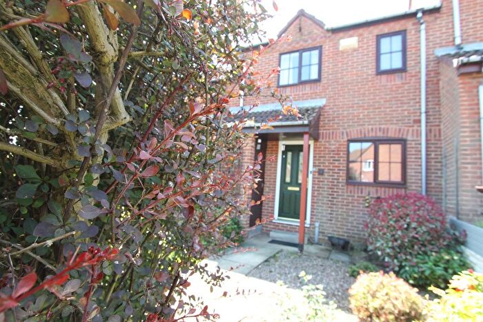 2 Bedroom Town House To Rent In Bowden Grove, Dodworth, Barnsley, S75