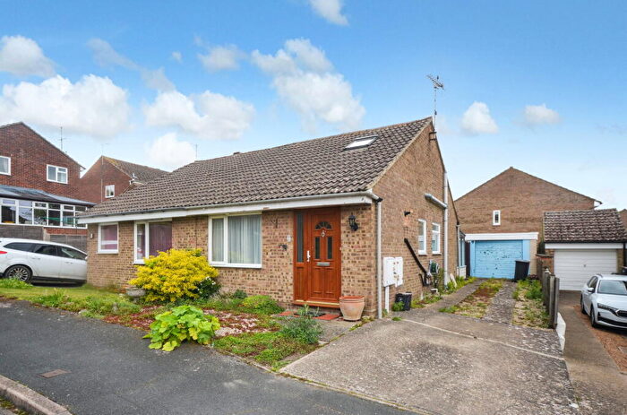 2 Bedroom Semi-Detached Bungalow For Sale In Markings Field, Saffron Walden, CB10