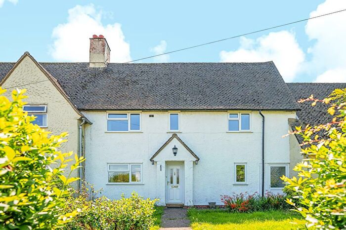 4 Bedroom Terraced House For Sale In Moreton Pinkney, Oxfordshire, NN11