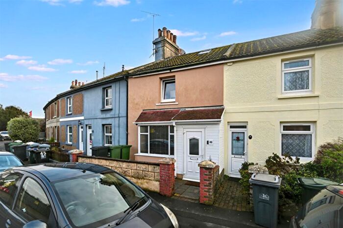 3 Bedroom Terraced House For Sale In Ashford Square, Eastbourne, BN21