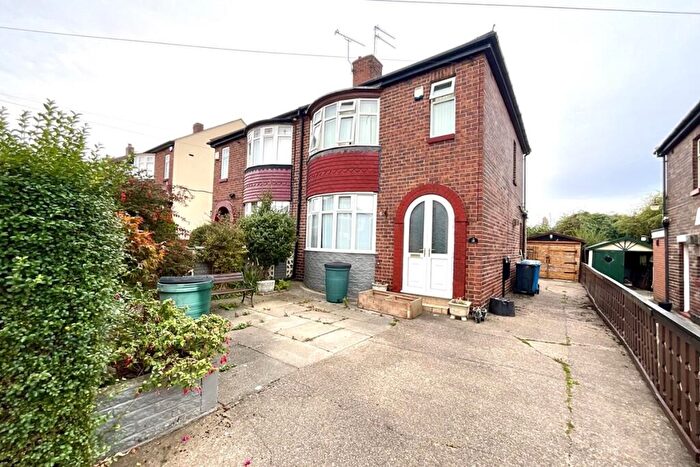 3 Bedroom Semi-Detached House For Sale In Wheatley Grove, Handsworth, Sheffield, S13