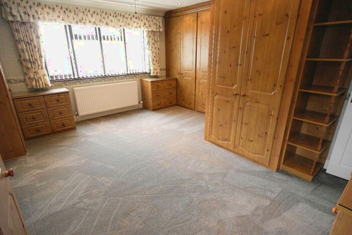 4 Bedroom Detached House For Sale In Tudor Lodge, Grays, Essex, RM16