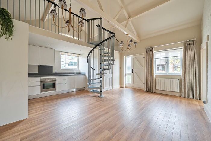1 Bedroom Flat To Rent In Hatchet Lane, Winkfield, Windsor, SL4