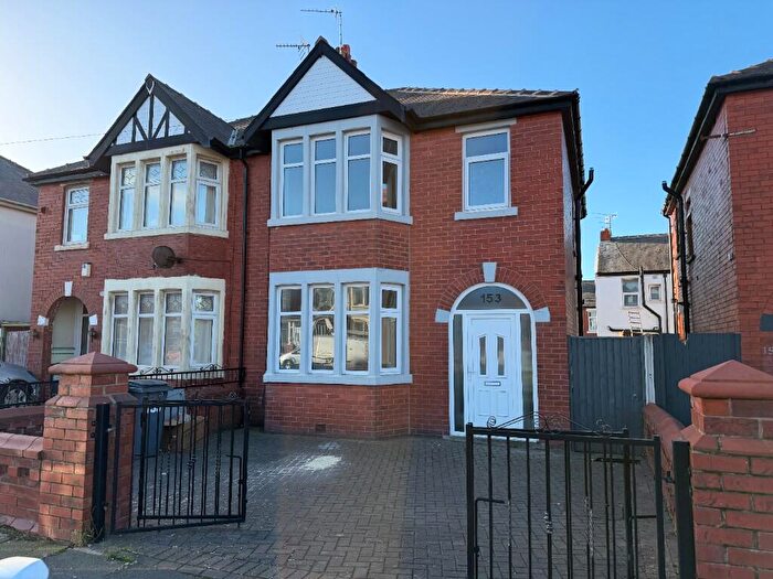 3 Bedroom Semi-Detached House For Sale In Park Road, Blackpool, Lancashire, FY1