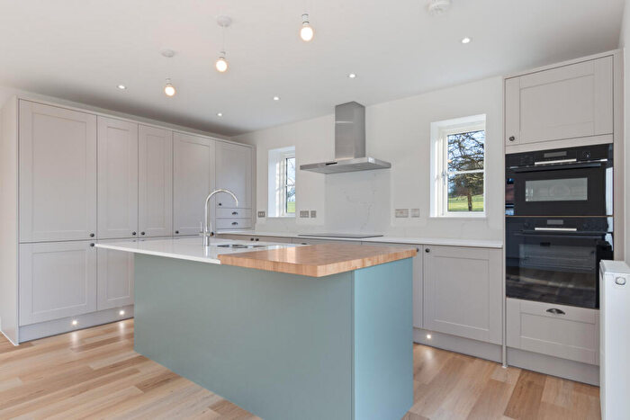 2 Bedroom Bungalow For Sale In Monks Hill, Westbourne, West Sussex, PO10