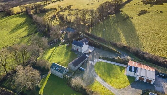 7 Bedroom Property For Sale In Old Pencader Road, Llandysul, Carmarthenshire, SA44
