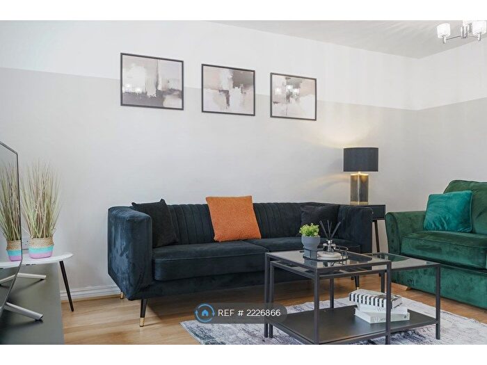 3 Bedroom Terraced House To Rent In Aylesbury, Aylesbury, HP19