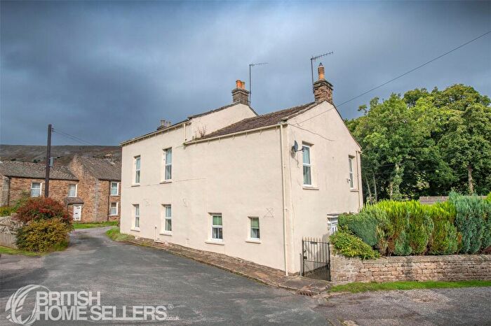 4 Bedroom End Of Terrace House For Sale In Reeth, Richmond, North Yorkshire, DL11