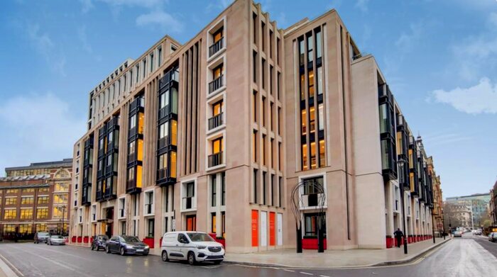 1 Bedroom Flat To Rent In Lincoln Square, Portugal Street, City, WC2A