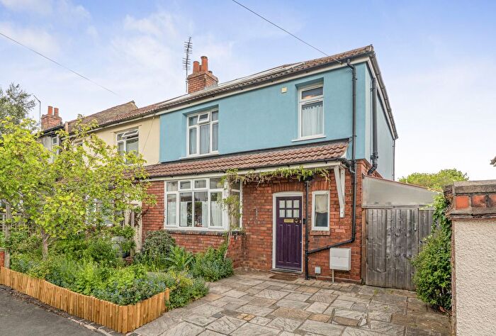 3 Bedroom End Terrace House For Sale In Radnor Road, Horfield, Bristol, BS7