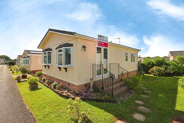 2 Bedroom Detached Bungalow For Sale In Mill Road, Hailsham, BN27