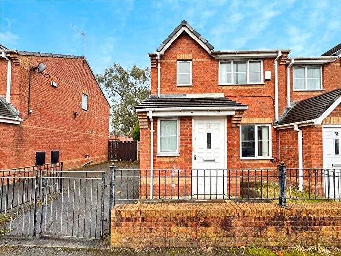 3 Bedroom Semi-Detached House To Rent In Hacking Street, Salford, Greater Manchester, M7