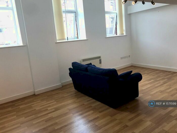1 Bedroom Flat To Rent In Kilvey Terrace, Swansea, SA1
