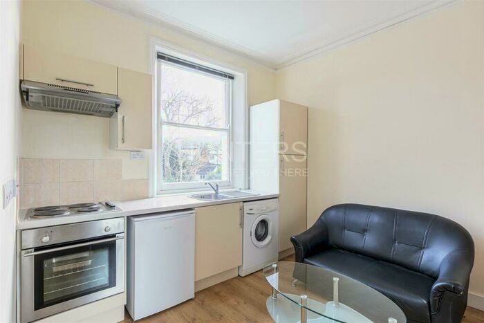 1 Bedroom Flat To Rent In Chichele Road, London, NW2