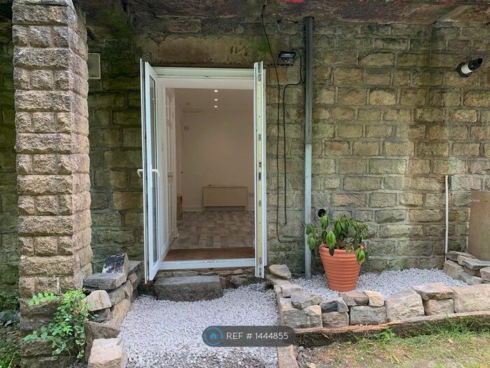 Studio To Rent In Whitworth Rochdale, Whitworth Rochdale, OL12