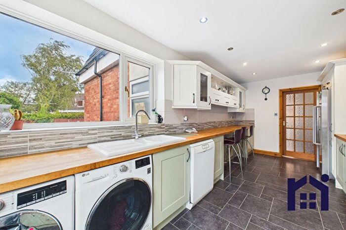 5 Bedroom Detached House For Sale In Beechfields, Eccleston, PR7