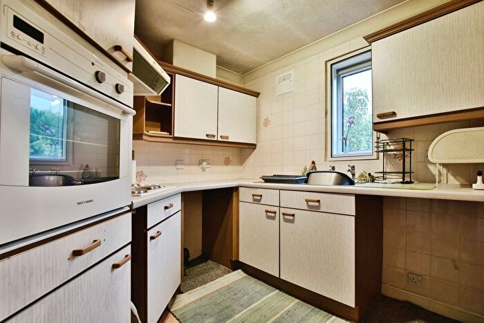 2 Bedroom Property For Sale In Macclesfield Road, Wilmslow, SK9