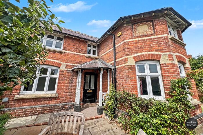 2 Bedroom Detached House For Sale In Broomy Hill, Hereford, HR4