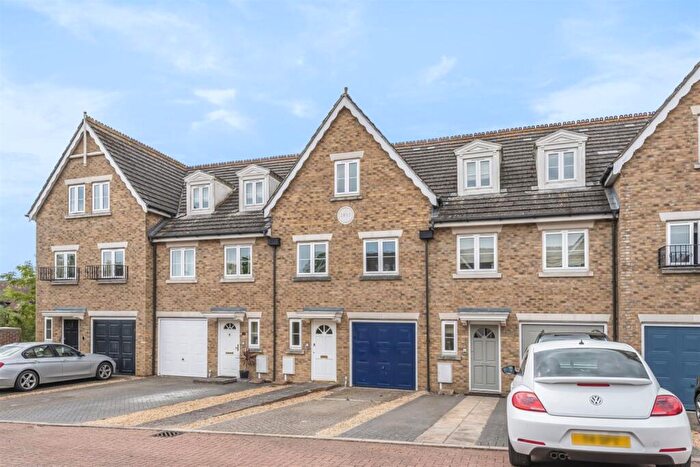 4 Bedroom Terraced House To Rent In Cobbetts Mews, Lyntons, Pulborough, RH20