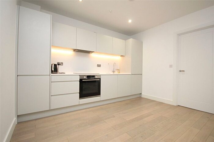 1 Bedroom Flat To Rent In Library House, Brentwood, CM14