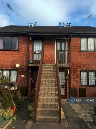 1 Bedroom Flat To Rent In Chestnut Court, Kidderminster, DY11