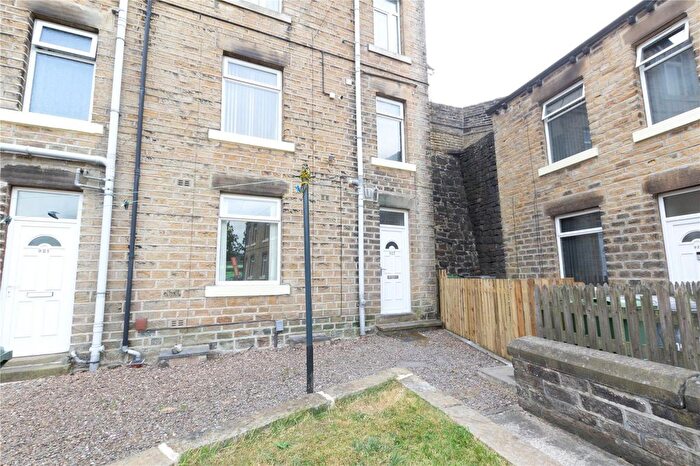 1 Bedroom Terraced House To Rent In Manchester Road, Huddersfield, West Yorkshire, HD4