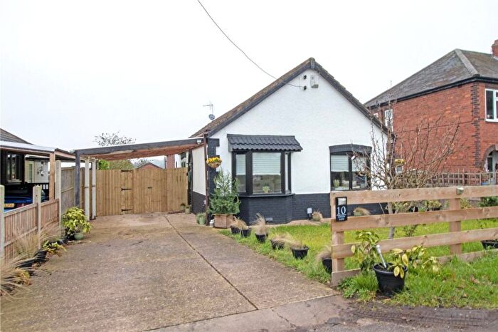 3 Bedroom Property For Sale In Green Lane, Lea, DN21