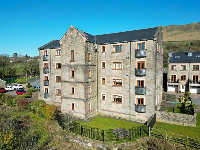 2 Bedroom Apartment For Sale In Lodge Mill Lane, Ramsbottom, Bury, BL0