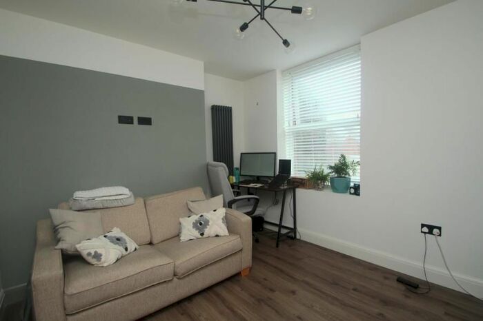 1 Bedroom Property To Rent In Dragon Road, Harrogate, HG1