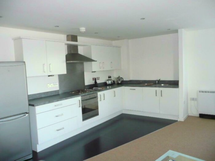 2 Bedroom Apartment To Rent In The Citadel, Ludgate Hill, Manchester, M4