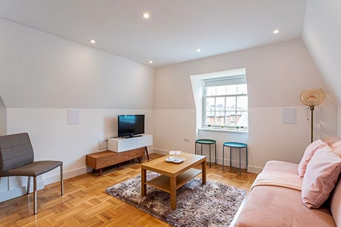 1 Bedroom Flat To Rent In Top Floor, Peacock Court, Lisgar Terrace, London, London, W14