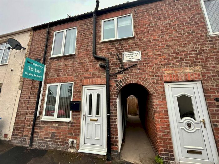2 Bedroom Terraced House To Rent In Common Piece, Swinefleet, Goole, DN14
