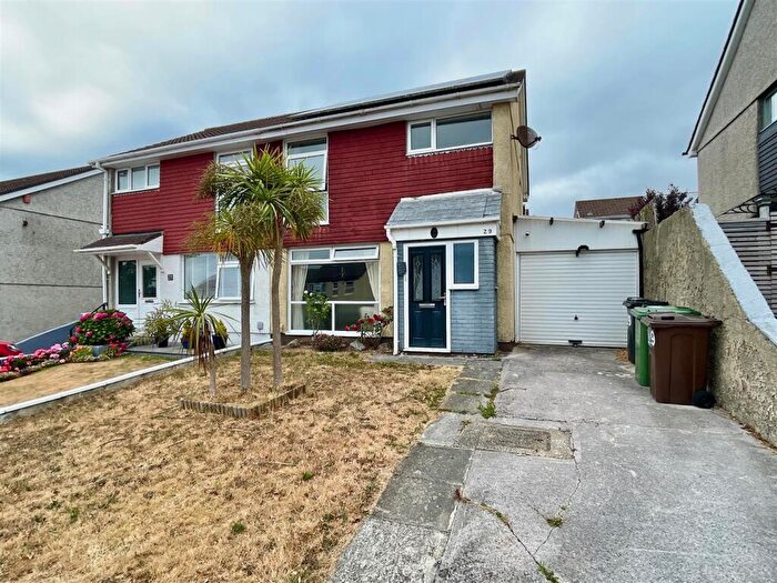 3 Bedroom Semi Detached House For Sale In Therlow Road, Plymouth, PL3