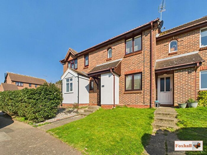3 Bedroom Terraced House For Sale In Yewtree Grove, Kesgrave, Ipswich, IP5