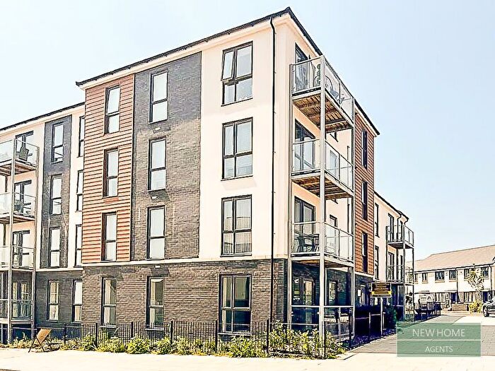 2 Bedroom Flat For Sale In Mansell Road, Patchway, Bristol, BS34