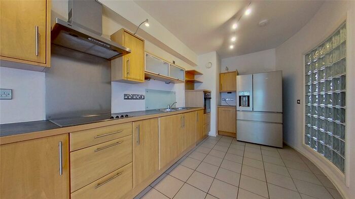 2 Bedroom Flat To Rent In Breadalbane Street, Edinburgh, EH6