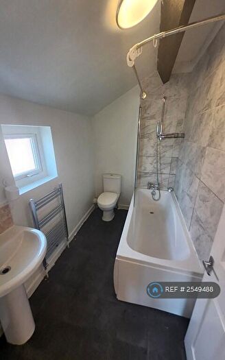 3 Bedroom Terraced House To Rent In New Vernon Street, Bury, BL9