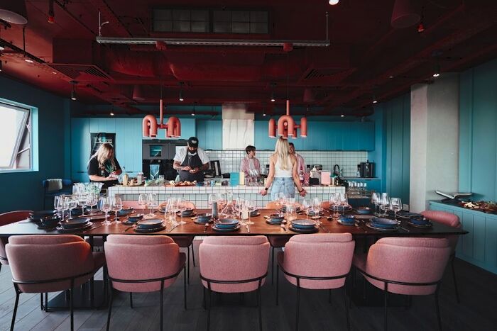 3 Bedroom Flat To Rent In New York, Quarry Hill, Leeds, LS2