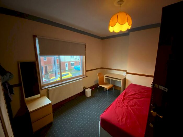 1 Bedroom House To Rent In Kennan Avenue, Leamington Spa, Warwickshire, CV31