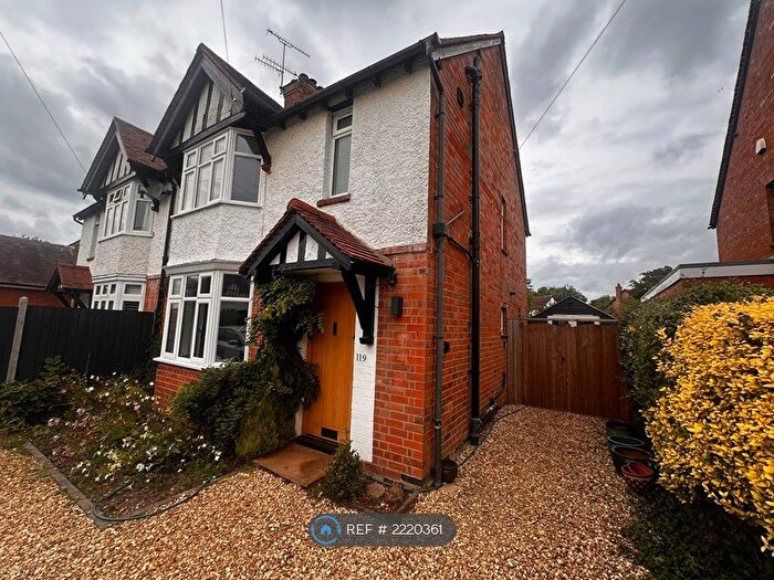 4 Bedroom Semi-Detached House To Rent In Evesham Road, Stratford Upon Avon, CV37