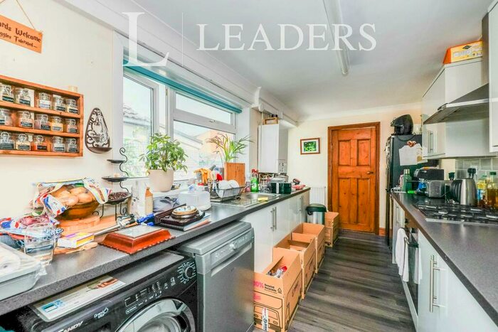 2 Bedroom Terraced House To Rent In North End, Portsmouth, PO2